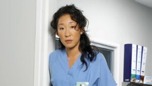 Sandra Oh reconsidera retorno como Cristina Yang em Grey’s Anatomy;